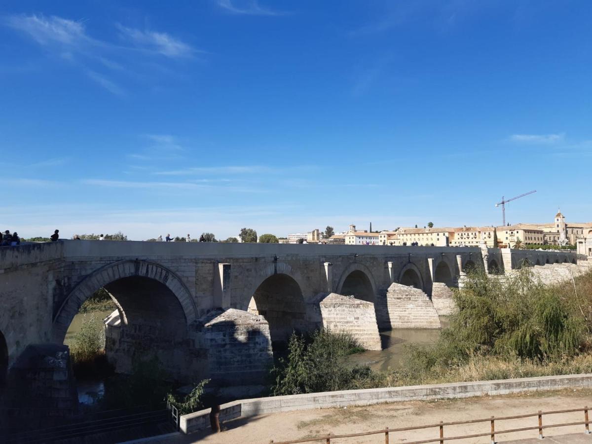 Loft La Calahorra Con Posibilidad De Aparcamiento Pregunta Por El Pack Mas Amor Córdoba Exteriör bild